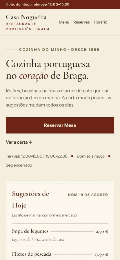 The Casa Nogueira site on a phone: headline, reservation button and the daily card in one column.